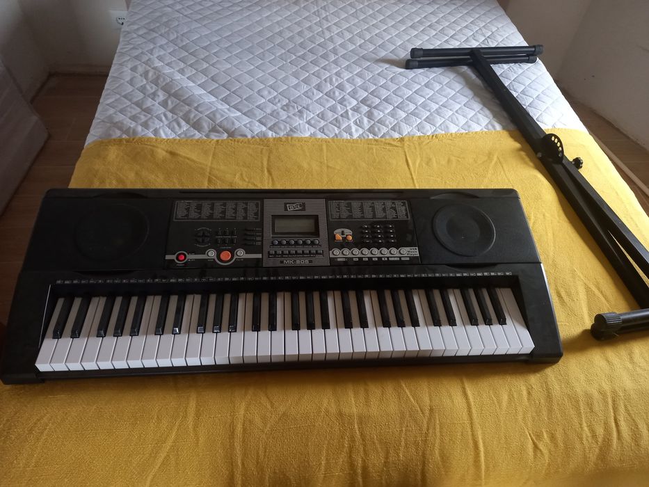 Piano digital stoll