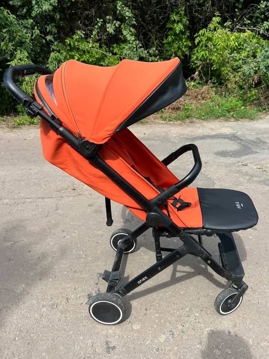 Продам коляску Anex air x