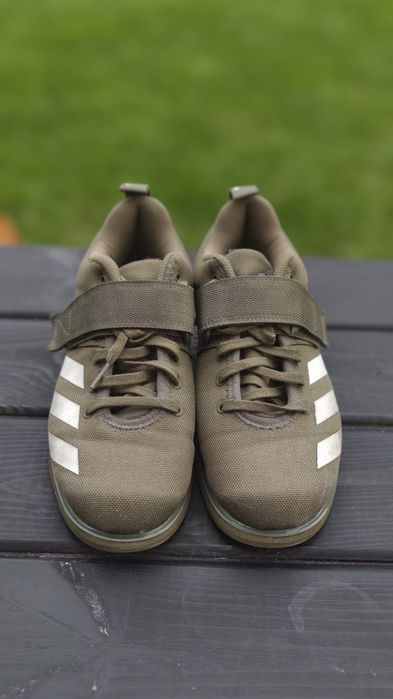 Adidas powerlift 4