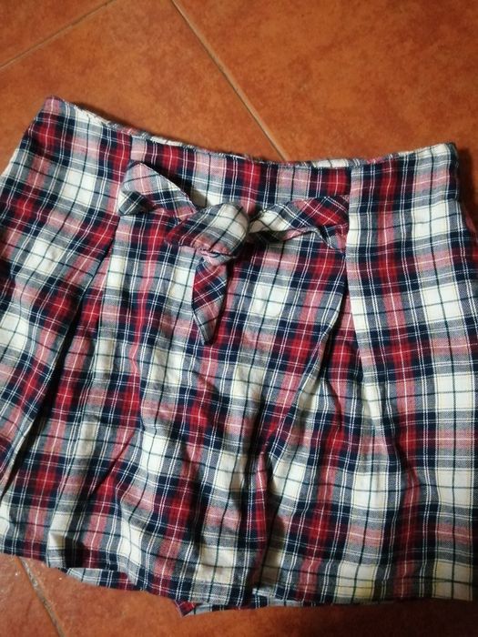 Saia/calção 13 /14 anos Zippy, muito bom estado