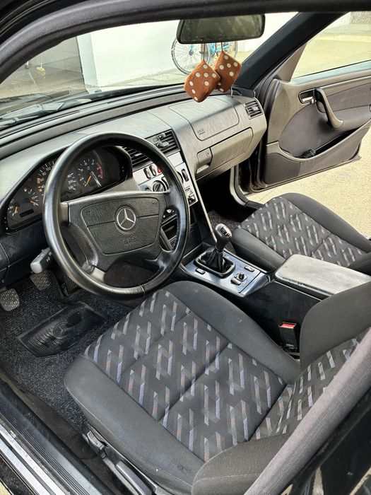 Mercedes Benz C220 CDI W202 249k km reais