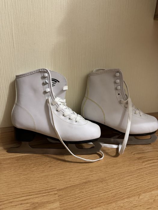 Жіночі льдові ковзани Sprinter
