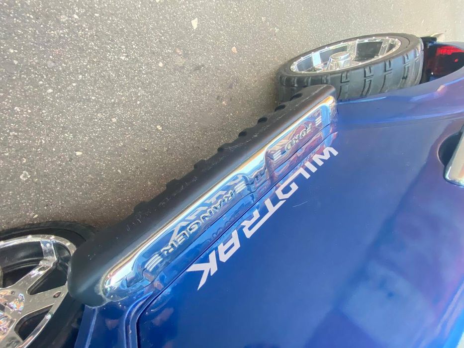 Елекромобіль ford ranger 4/4