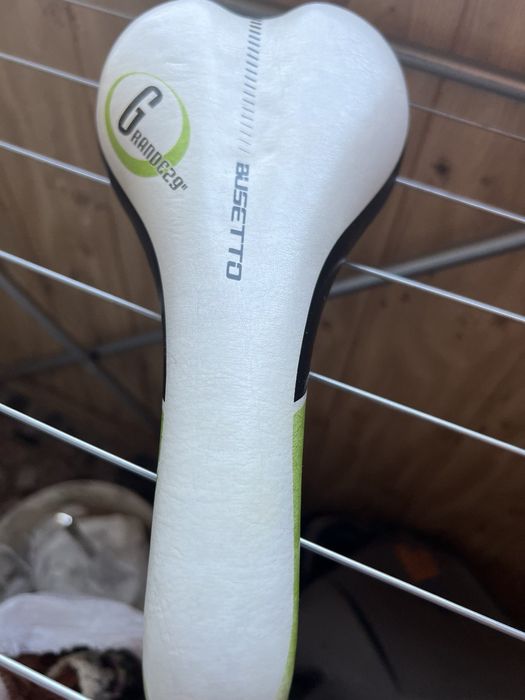 Продам  седло  для велосипеда.