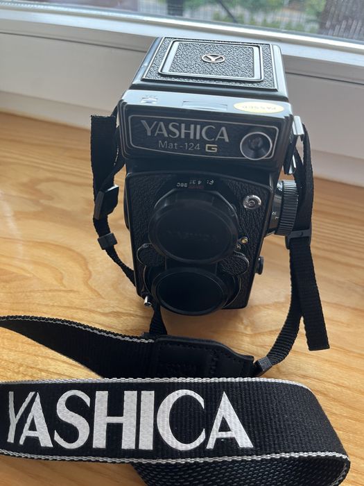 Aparay Yashica 124 G - stan bardzo dobry