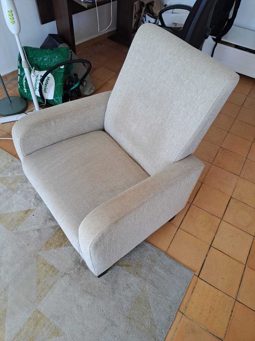 Poltrona/maple/cadeirão em tecido