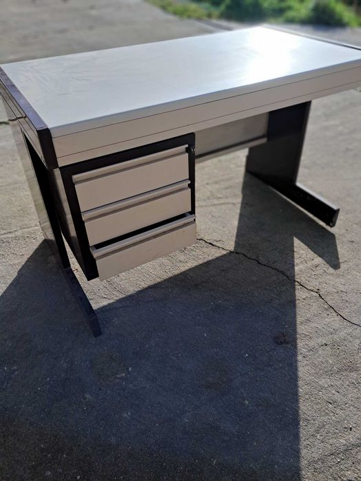 Mesa /secretaria estilo industrial