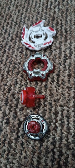 Продаж всіх бейблейдів що на фото