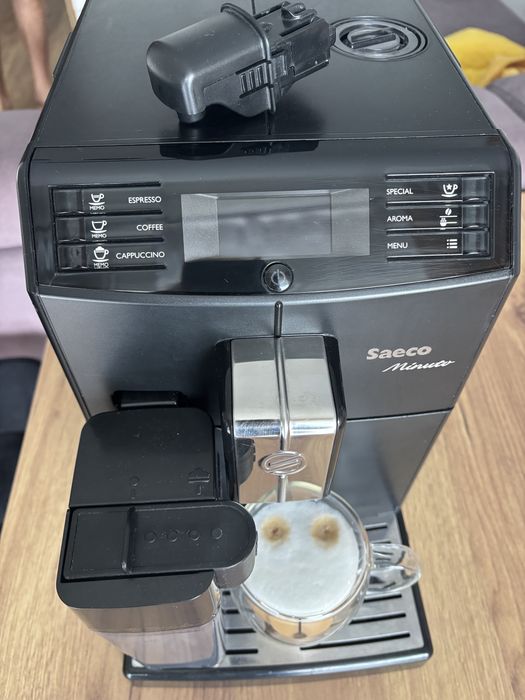 Ekspres do kawy Saeco Minuto HD8763