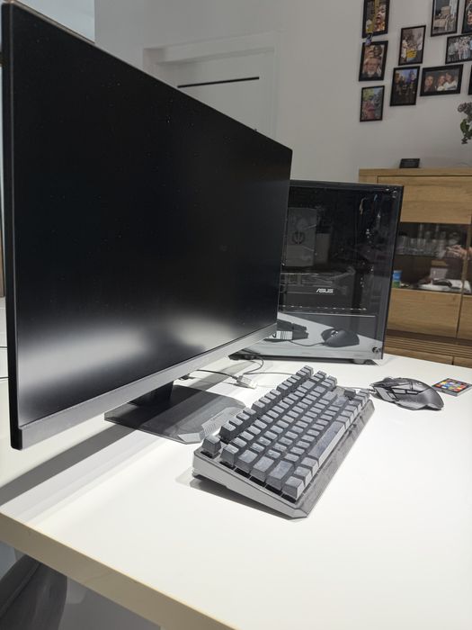 Komputer gamingowy/ RTX5070 i5-13400F