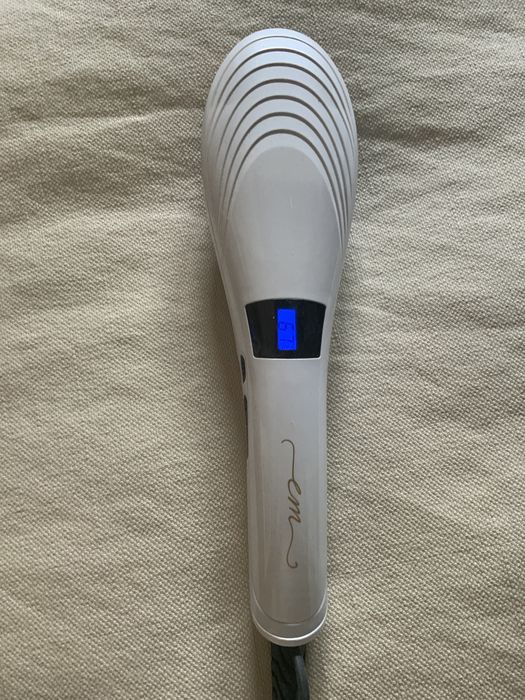 Escova eletrica com contrilo de temperatura