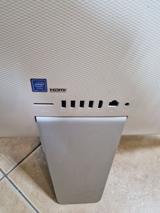 Продам моноблок Asus V221ID., на запчастини.