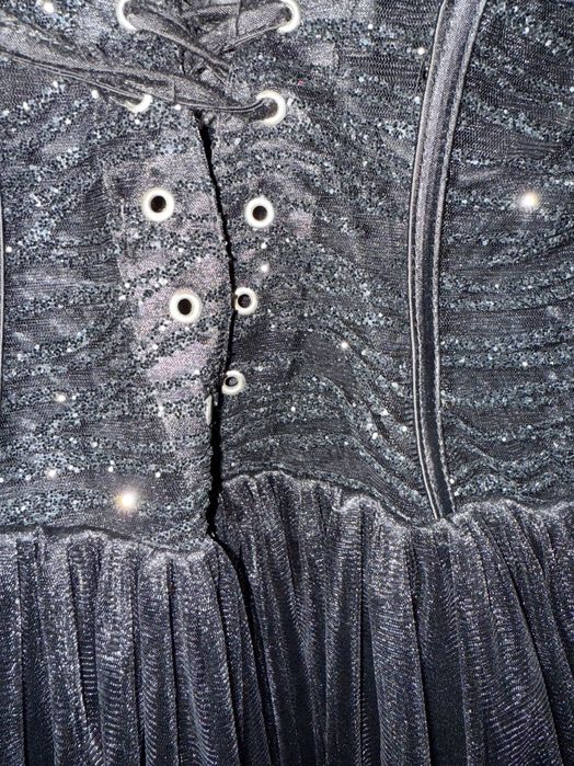 Чарівна сукня для випускного чи іншого свята