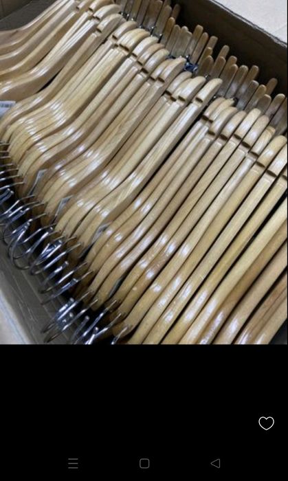 Продам деревянный тремпель (плечики), с прищепкой