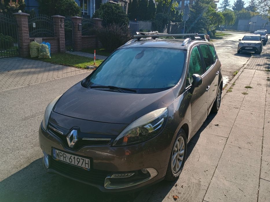 Renault Grand Scenic III 1.6 dCi 130 KM | 2 komplety kół | Hak | Uszkodzona głowica i wtryskiwacz
