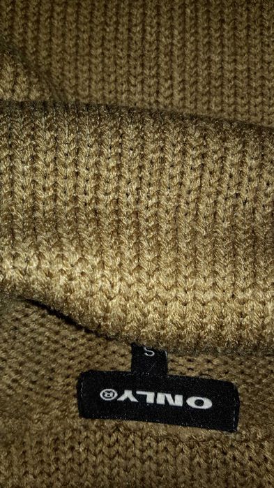 Golf damski firmy Only rozmiar S z akrylu