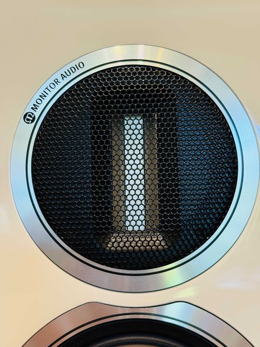 ‼️ Monitor Audio Gold 300 5G white ℹ️ Platinum-технологии, 2×8" бас