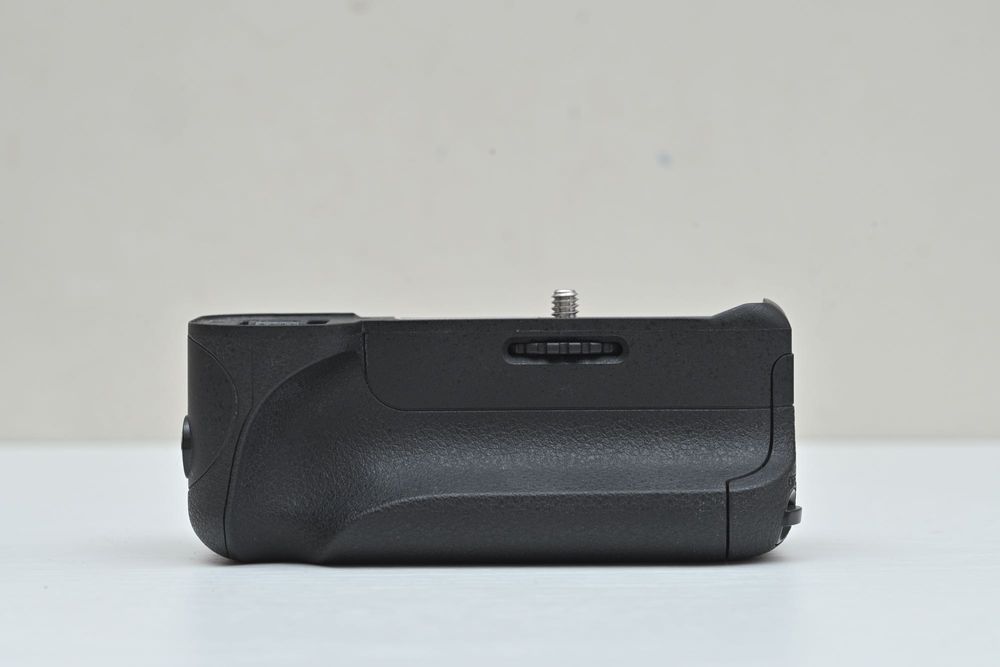 Бустер SONY A7II/A7M2/A7R2 + sony A6000/a6300 battery gripp