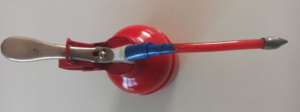 stara oliwiarka 23 cm czerwona Toya s.a.