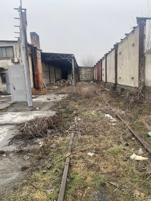 Сдам место под выгрузку вагонов