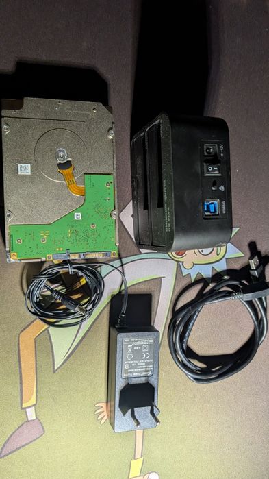 Жесткий диск Seagate 4 TB плюс док станция