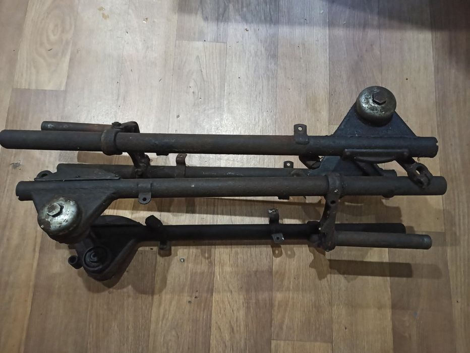 Бак бензиновий до Іж49.