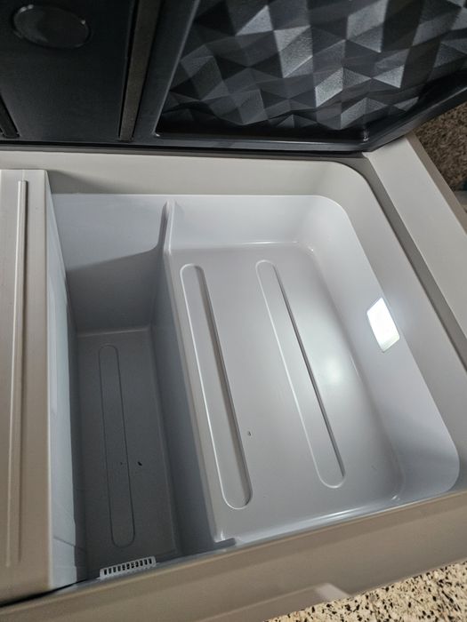 Arca figurifico portatil da vevor novo de 55 litros