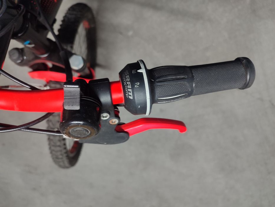 Bicicleta criança Rockrider 500