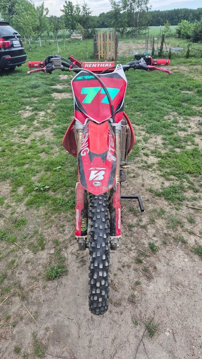 Honda crf-r 250 + akrapovic