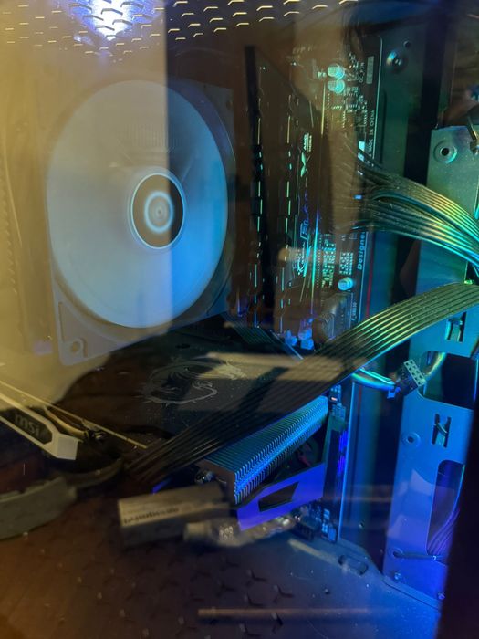 Gaming / Work Computer461382436048742403