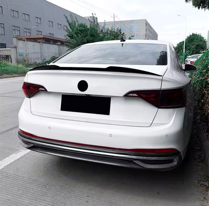 Спойлер Volkswagen Jetta 7 накладка на багажник ляду бленда Джета 7 фольц