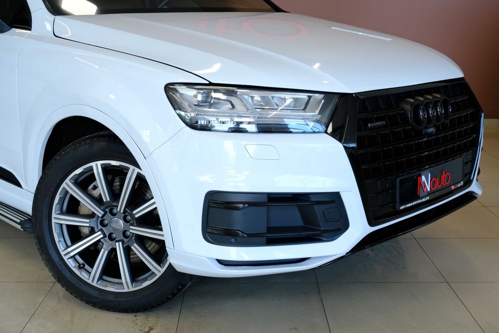 Audi Q7 2019 біла