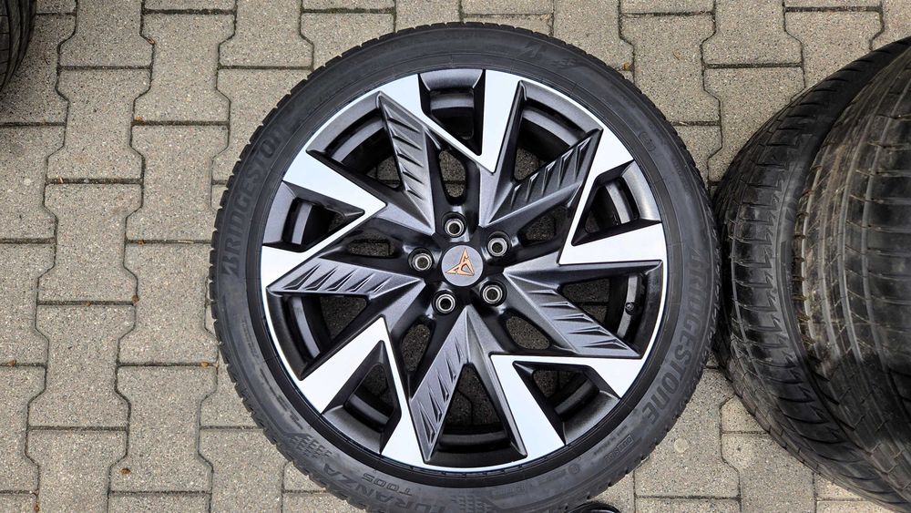 Cupra Formentor Koła 19 Cali Sandstorm Bridgestone Turanza T005 Lato Jak Nowe !!!