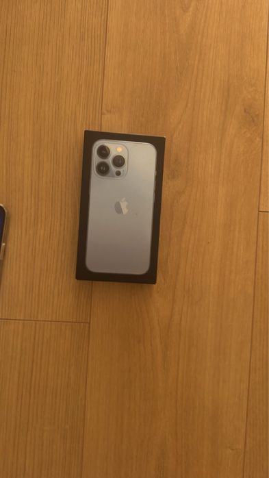 IPHONE 13 PRO com caixa
