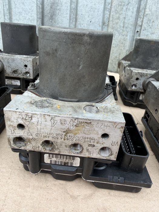 Блок ABS 4x4 на Mercedes-Benz VITO W639.