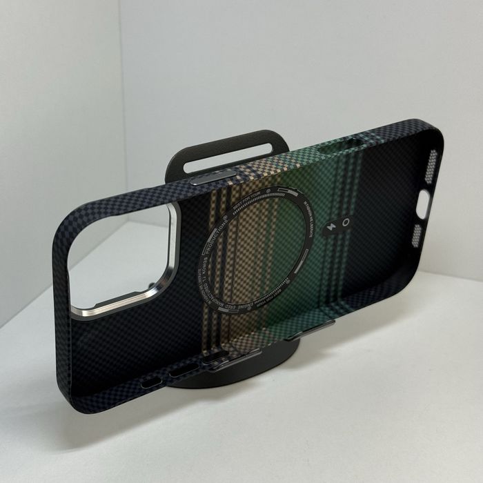 Каробоновый чехол на айфон 16 про макс MagSafe | Чохол айфон карбон