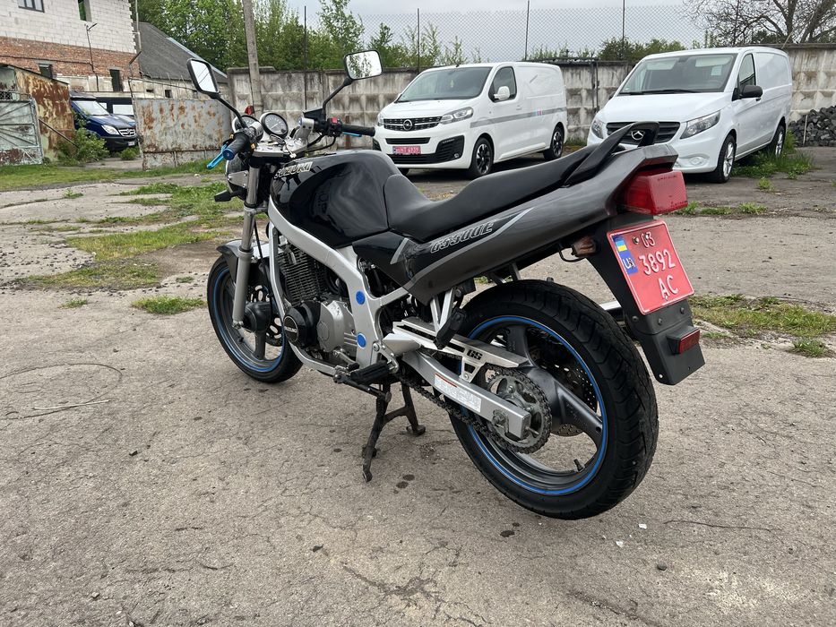 Suzuki GS-500 1999року