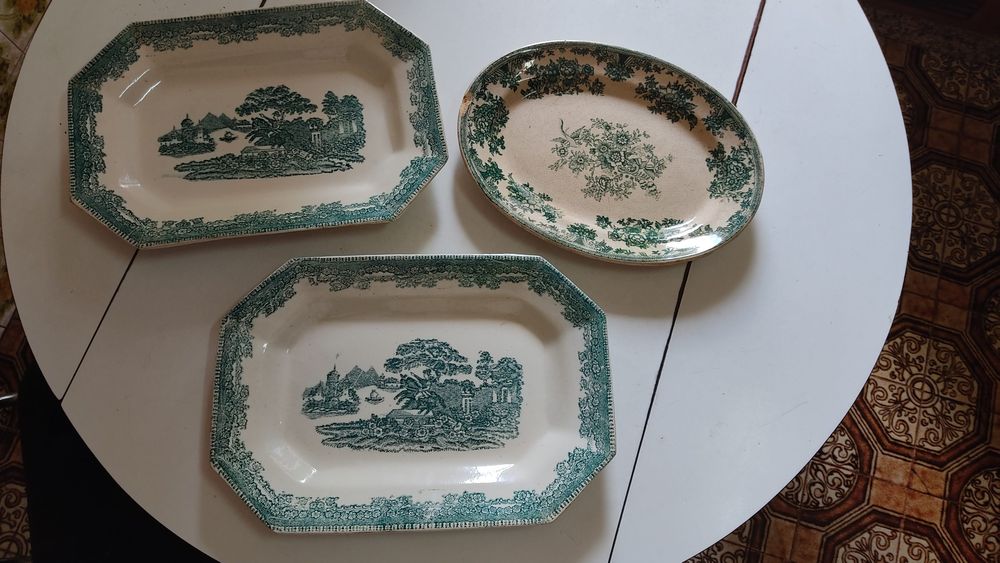 Travessas muito antigas