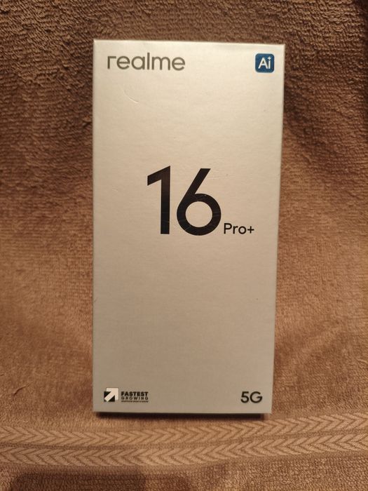 Realme 16 Pro +  5G  Master Grey 12GB/512 GB Nowy