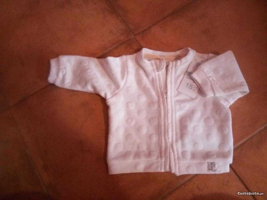 Casaco novo e embalado Tamanho 1-3 meses