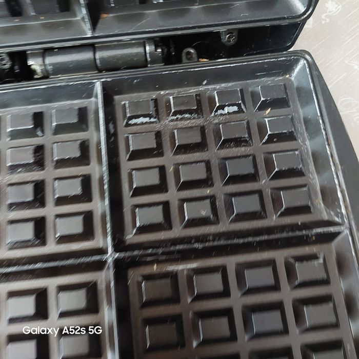 Gofrownica MPM na 4 gofry moc 1100 do 1300 W