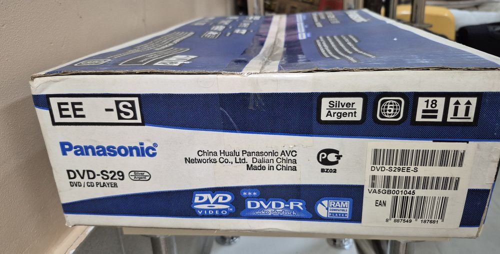 Продам Panasonic DVD-S29  DVD / CD player