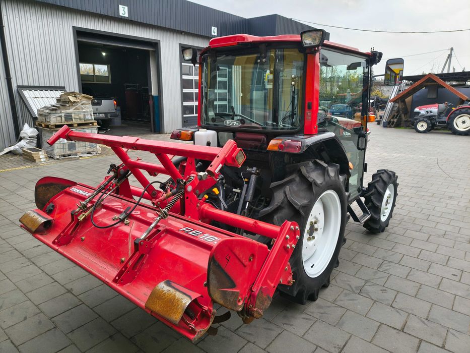 Японський мінітрактор Yanmar Us 328