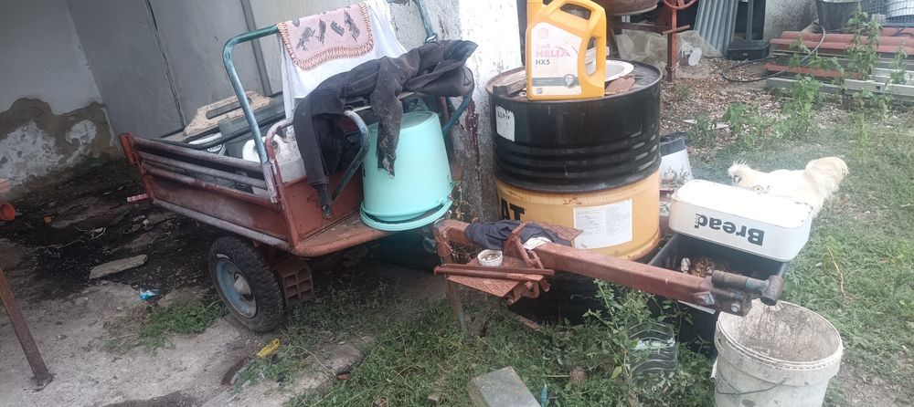 Reboque para moto enxada atrelado
