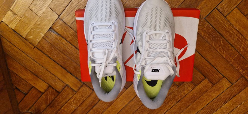 Nike Air ZOOM  oryginalne NOWE buty do biegania  rozm.41