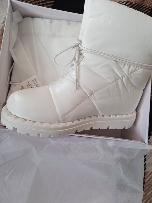 Зимові чоботи; р. 38( 24.5 см)