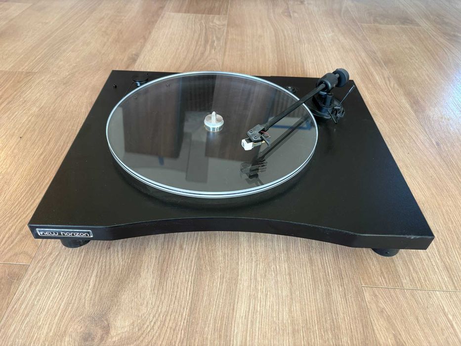 Pełny zestaw Hi-fi audio / Lyngdorf / Davis acoustics