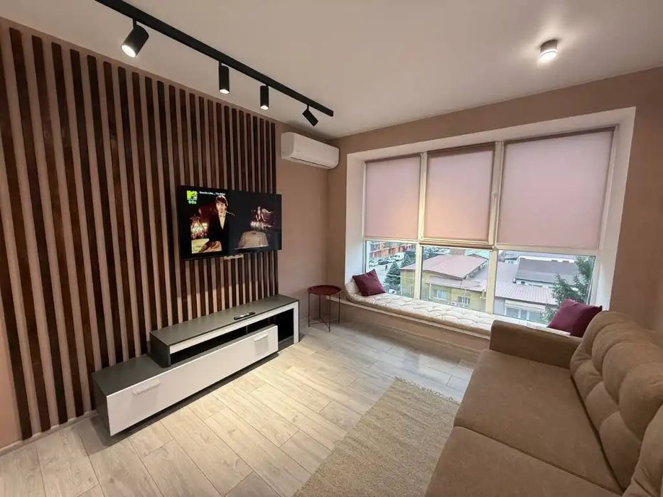 Оренда 2к квартири в жк Барви