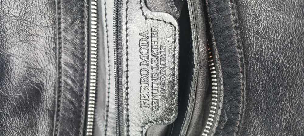 Malas de pele,cada14€