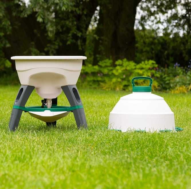 Poidło dla kur syfonowe na nóżkach zasobnik 25 l OPTIMUS